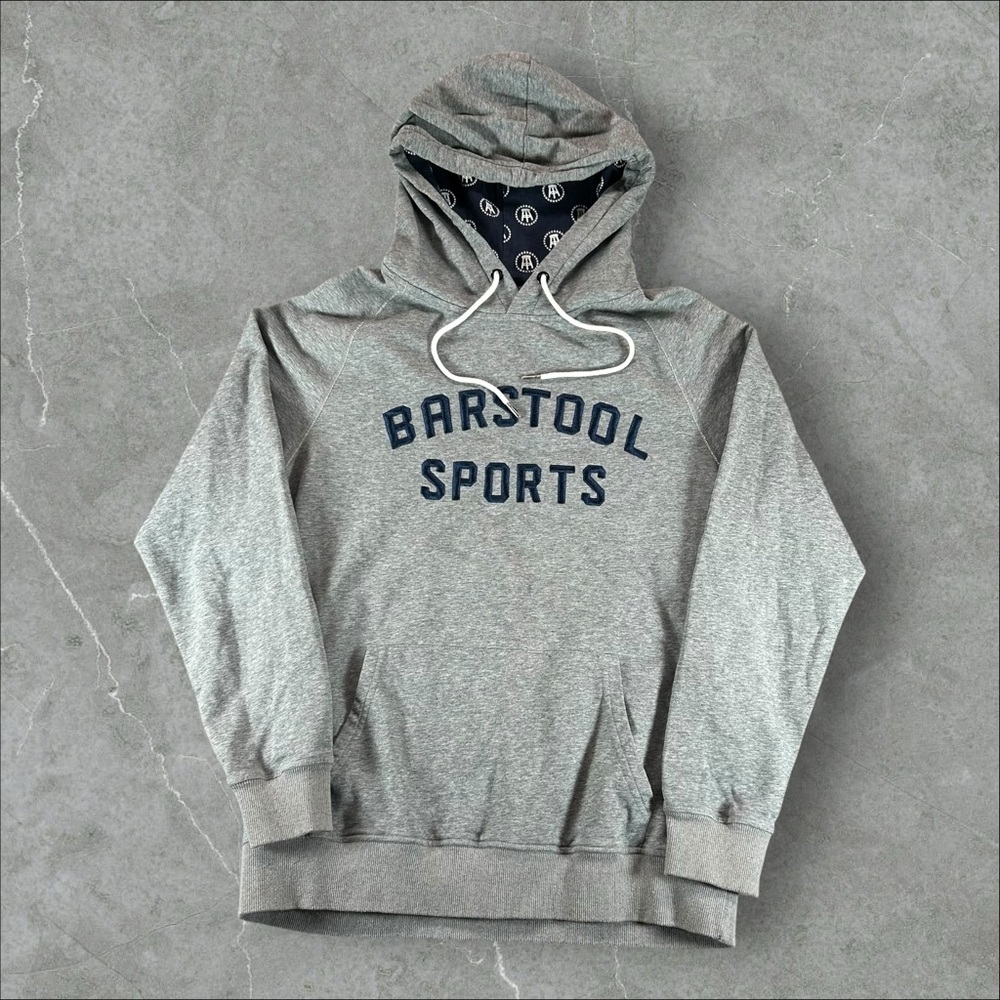 Barstool Sports Hoodie Mens Medium‎ Grey Pullover Embroidered Casual Sweatshirt